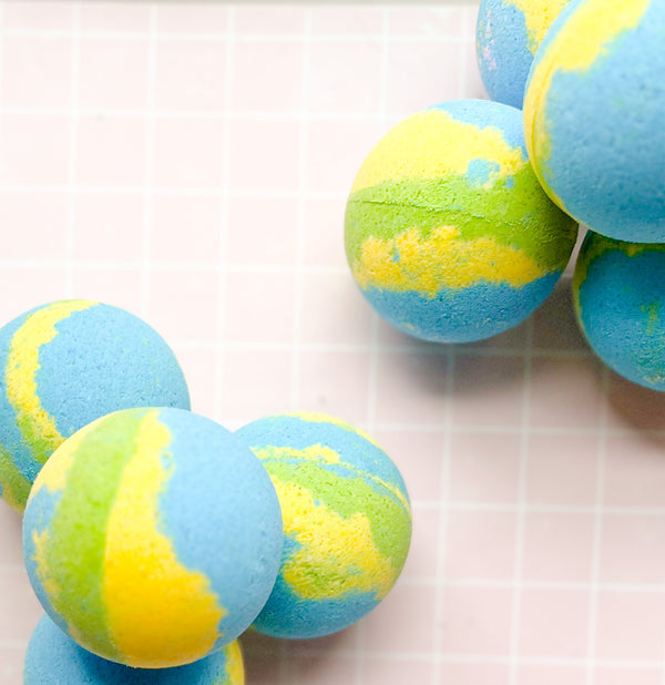 Monkey Farts Bath Bomb