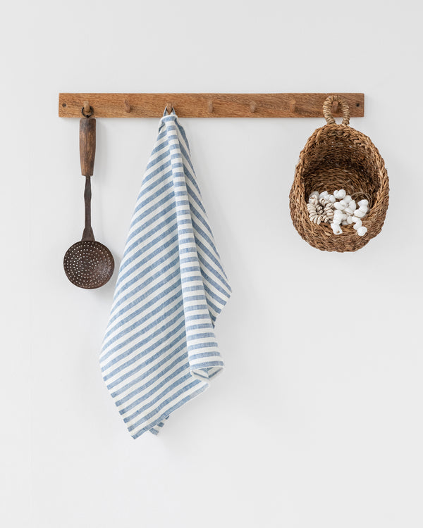Linen tea towel in Striped in blue
