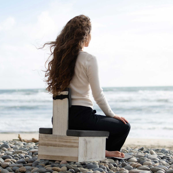 Ungloo Box - Portable Meditation Chair With Back and Hip Support