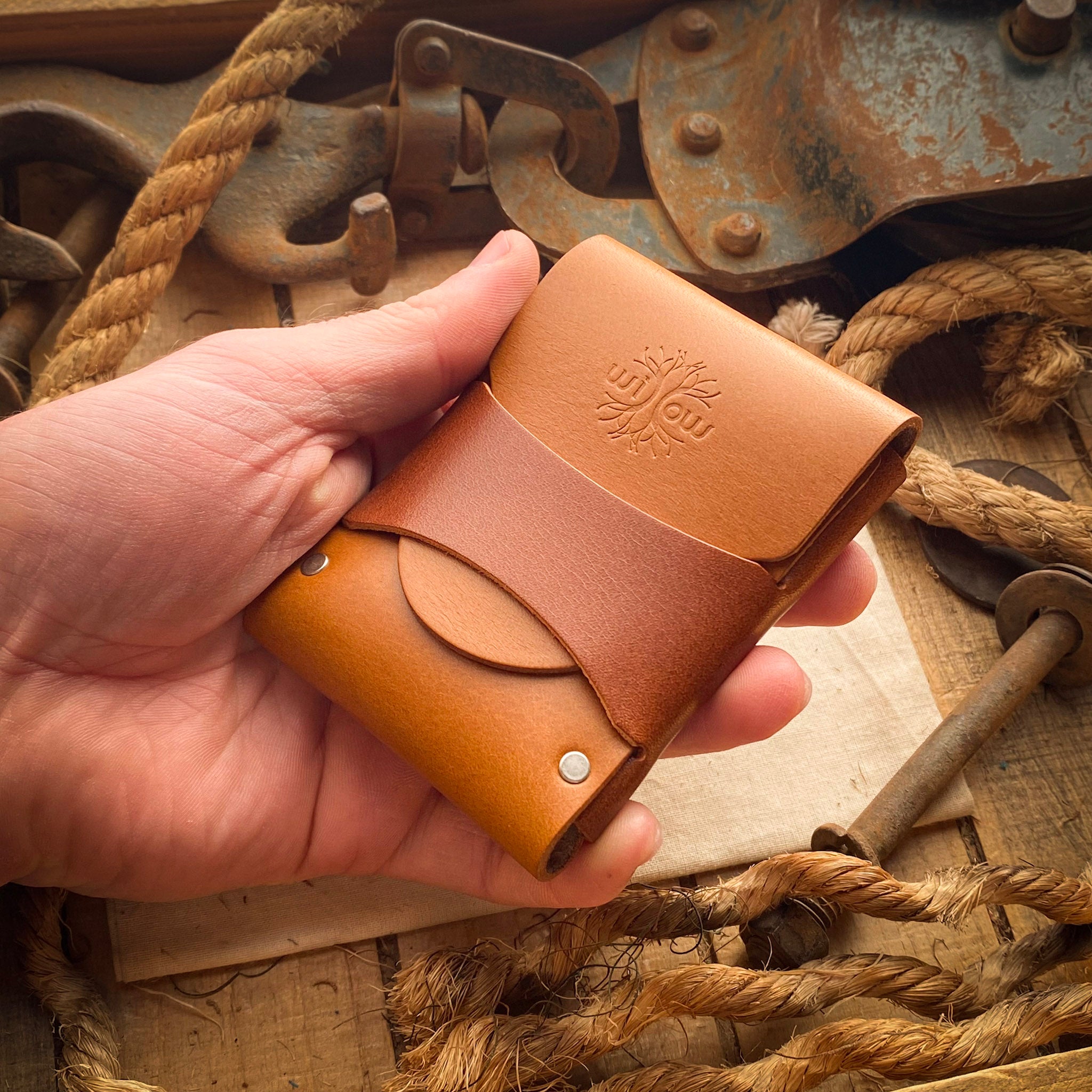 Original Stitchless Luxe Minimalist Wallet - Bourbon and Mahogany