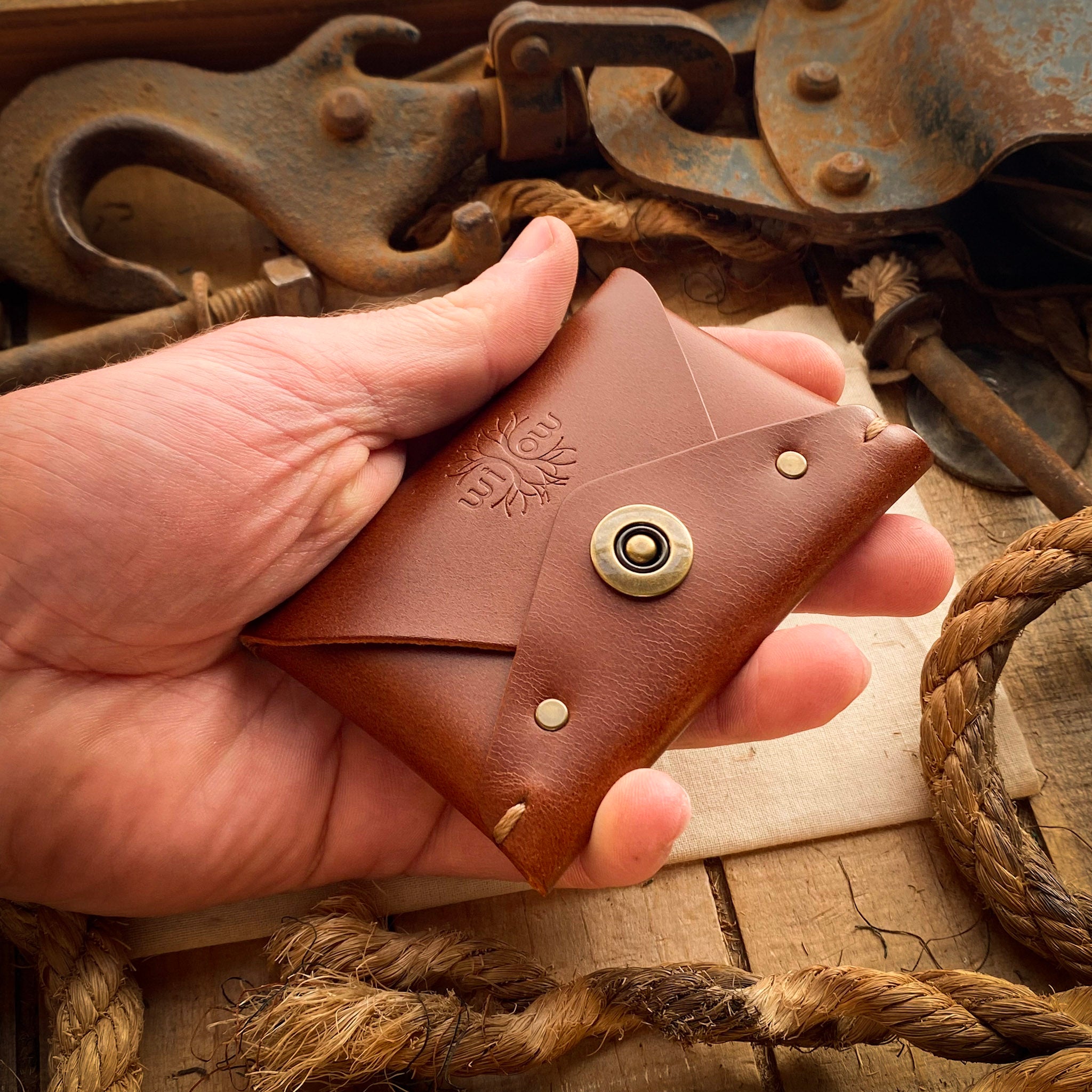 The Liam Minimalist Wallet - Mahogany