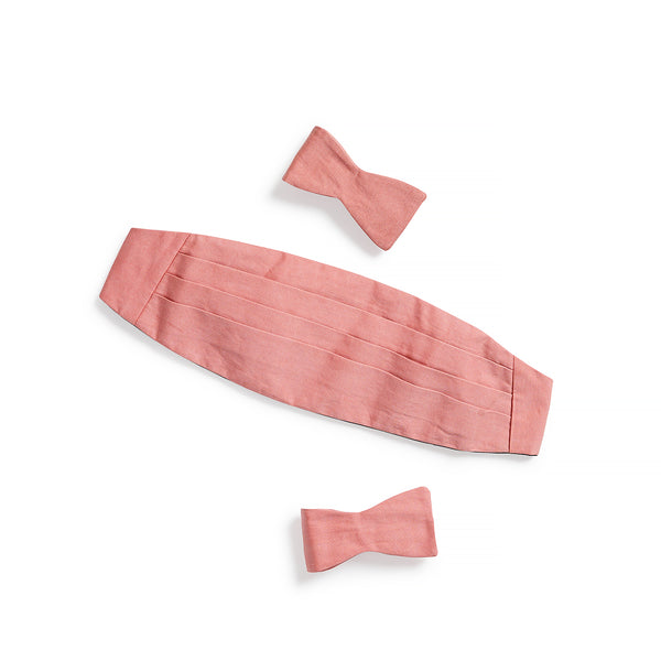 Nantucket Reds Collection® M Crest Collection Nantucket Red Cummerbund Set