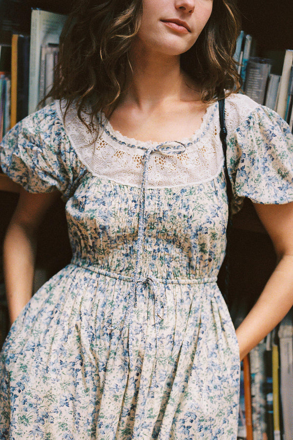 The Robyn Dress Petites | Vintage Bloom