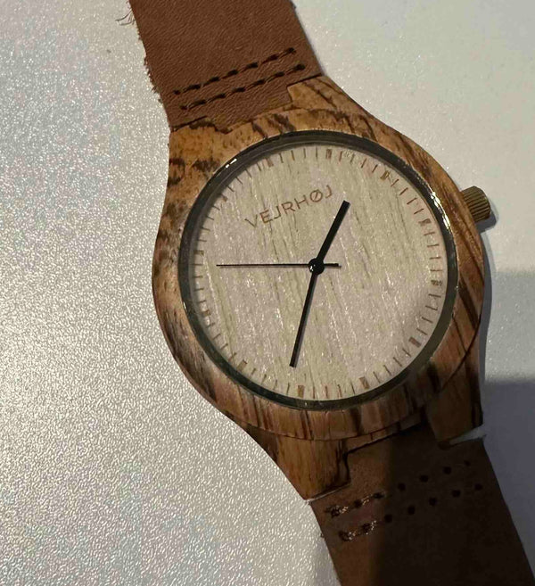 VEJRHØJ wood watch (large)